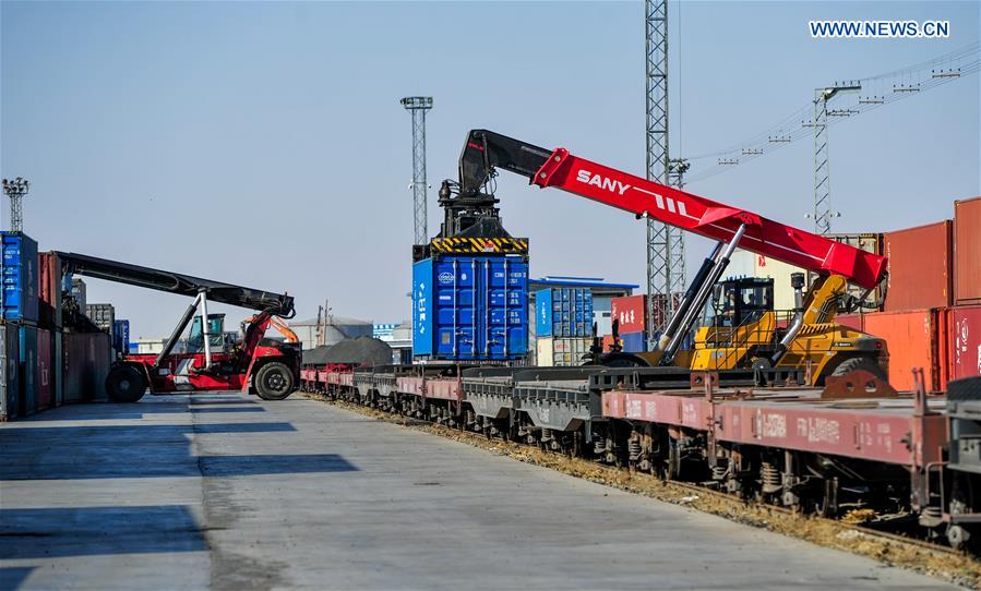 中国-内蒙古-埃伦霍特港-中国-欧洲货运火车(CN)