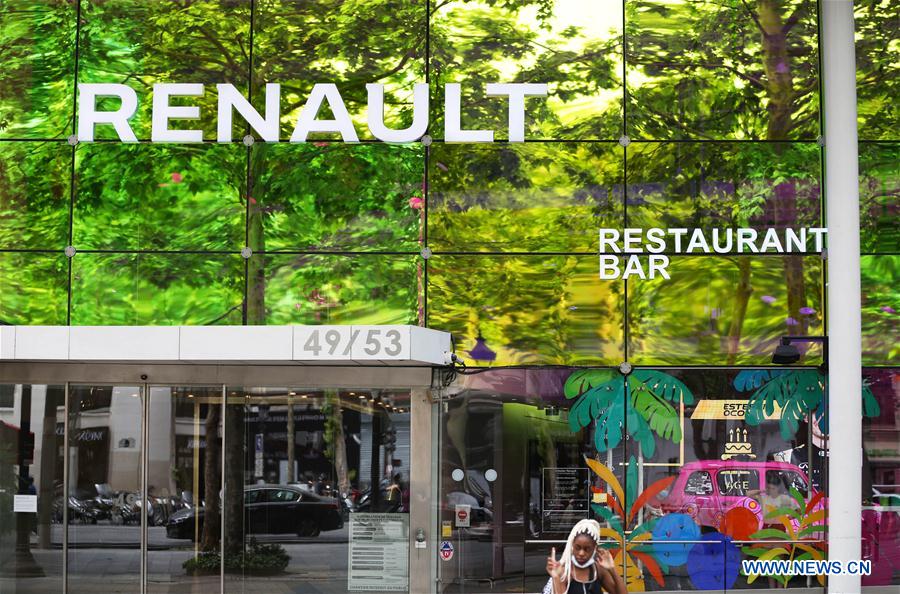 FRANCE-PARIS-COVID-19-RENAULT